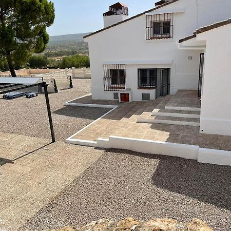 Djm Palms - Shared Casa Rural - Casa Rural Compartida - No Es Una Casa Privada Ayora Екстериор снимка
