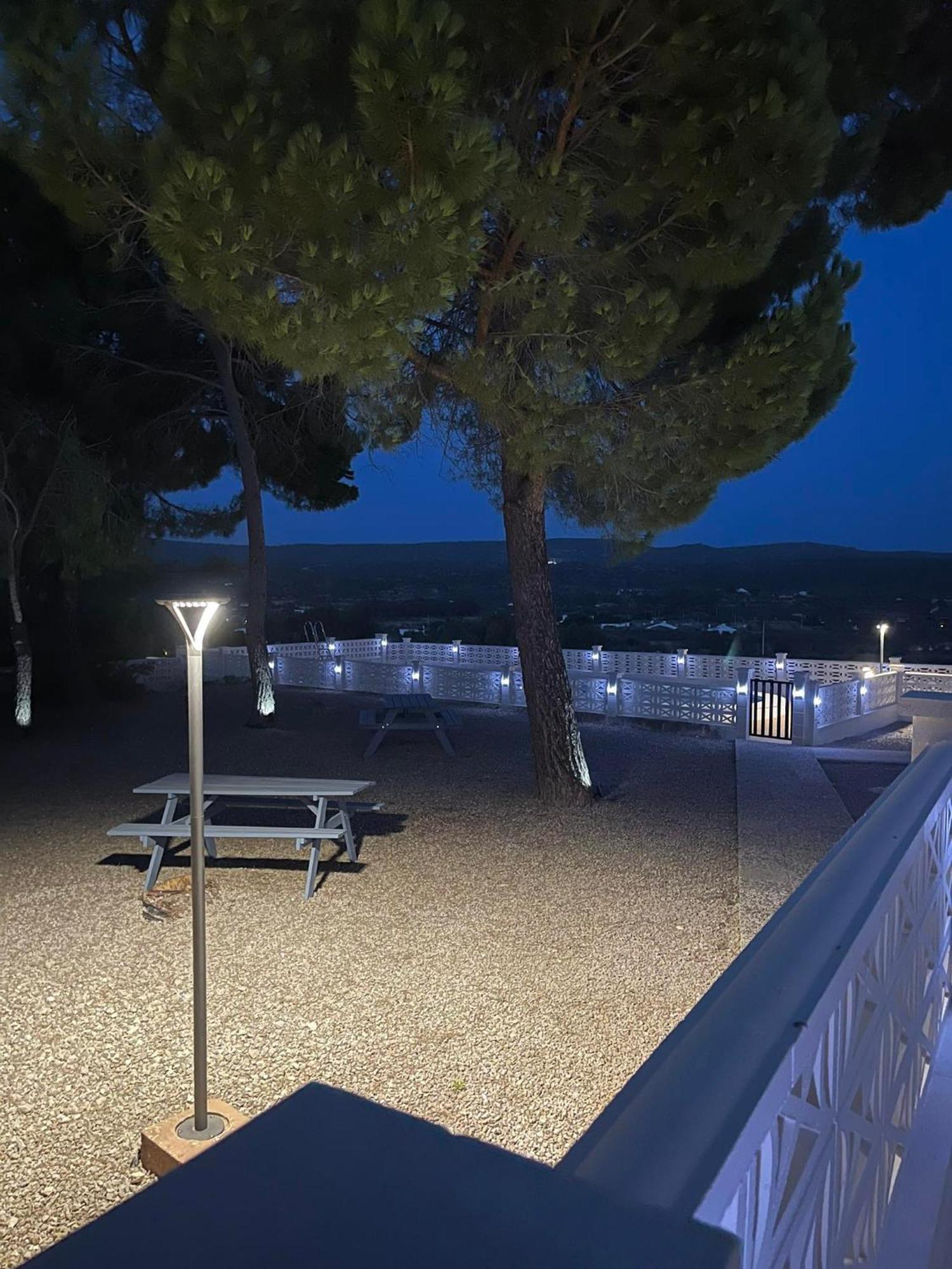 Djm Palms - Shared Casa Rural - Casa Rural Compartida - No Es Una Casa Privada Ayora Екстериор снимка