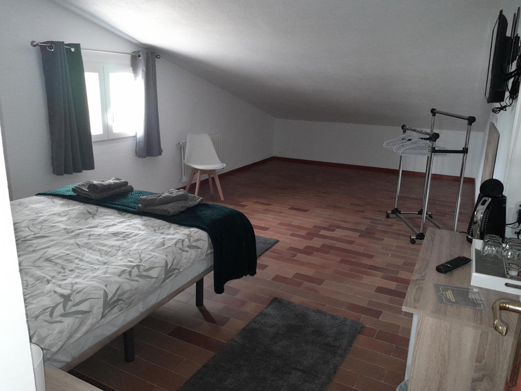 Djm Palms - Shared Casa Rural - Casa Rural Compartida - No Es Una Casa Privada Ayora Екстериор снимка
